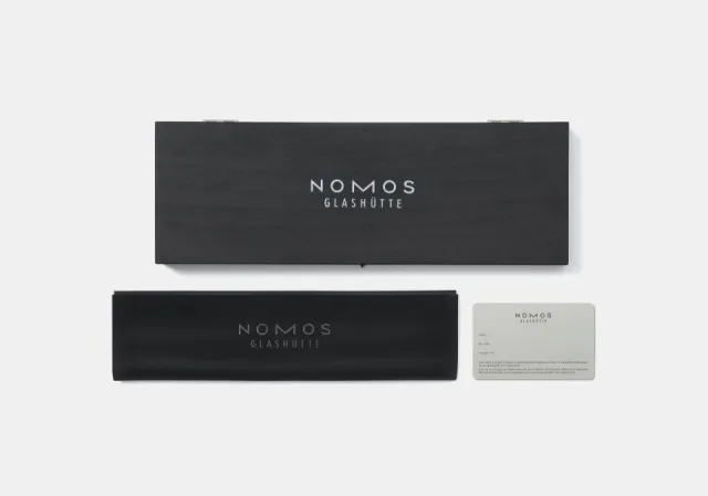 NOMOS Glashütte Minimatik 39 Date Gold 1251 Görsel 12