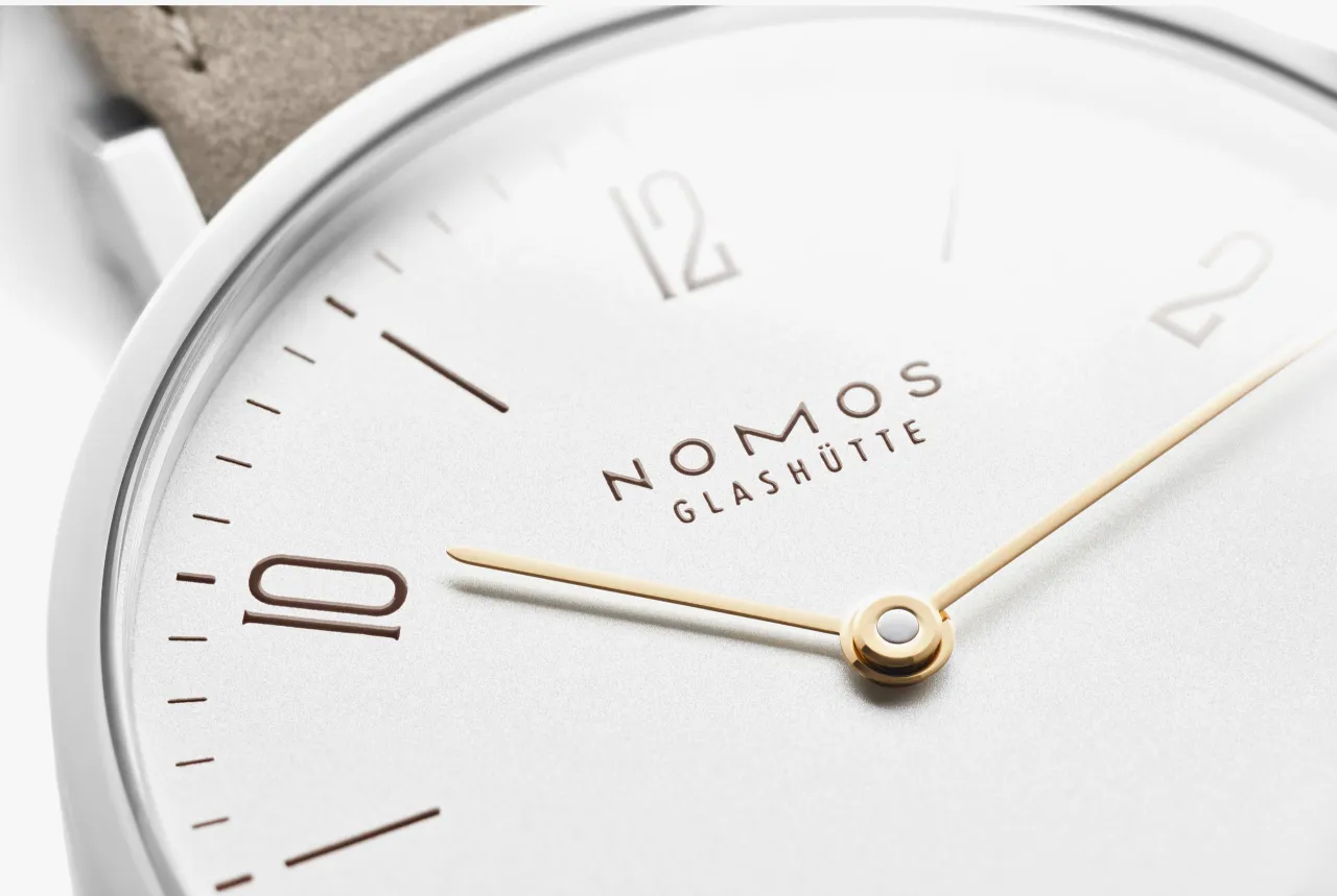 NOMOS Tangente 33 Duo Otomatik 127 detay görseli 3