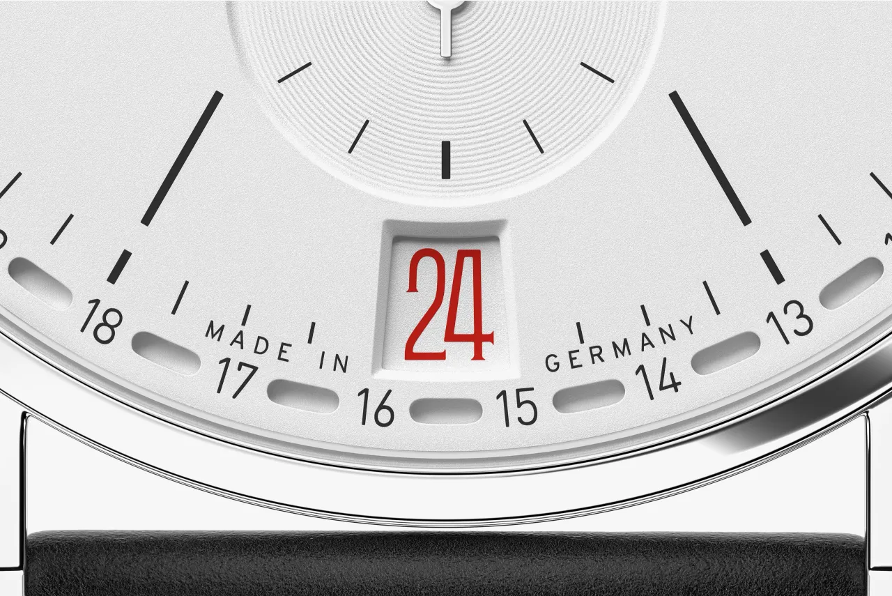 NOMOS Glashütte Tangente 2date Otomatik Beyaz Gümüş 135SB detay görseli 5