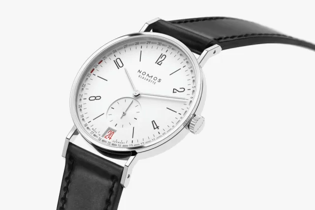 NOMOS Glashütte Tangente 2date Otomatik Beyaz Gümüş 135SB Görsel 3