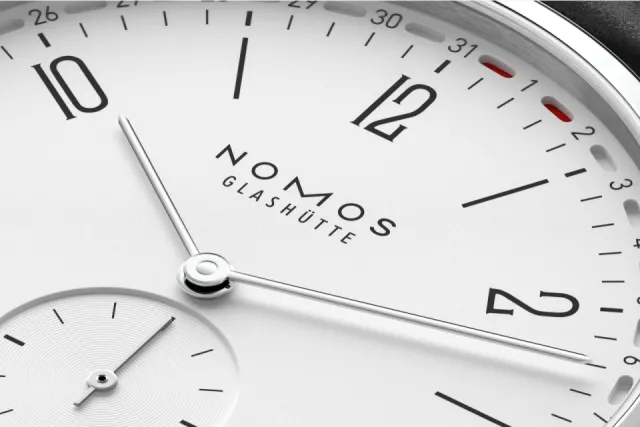 NOMOS Glashütte Tangente 2date Otomatik Beyaz Gümüş 135SB Görsel 7