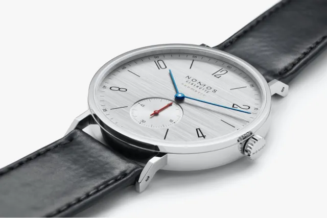 NOMOS Tangente Neomatik 39 Silvercut Otomatik 141 Görsel 4