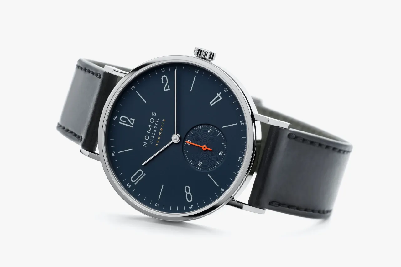 NOMOS Tangente Neomatik Midnight Blue Otomatik 142 detay görseli 3