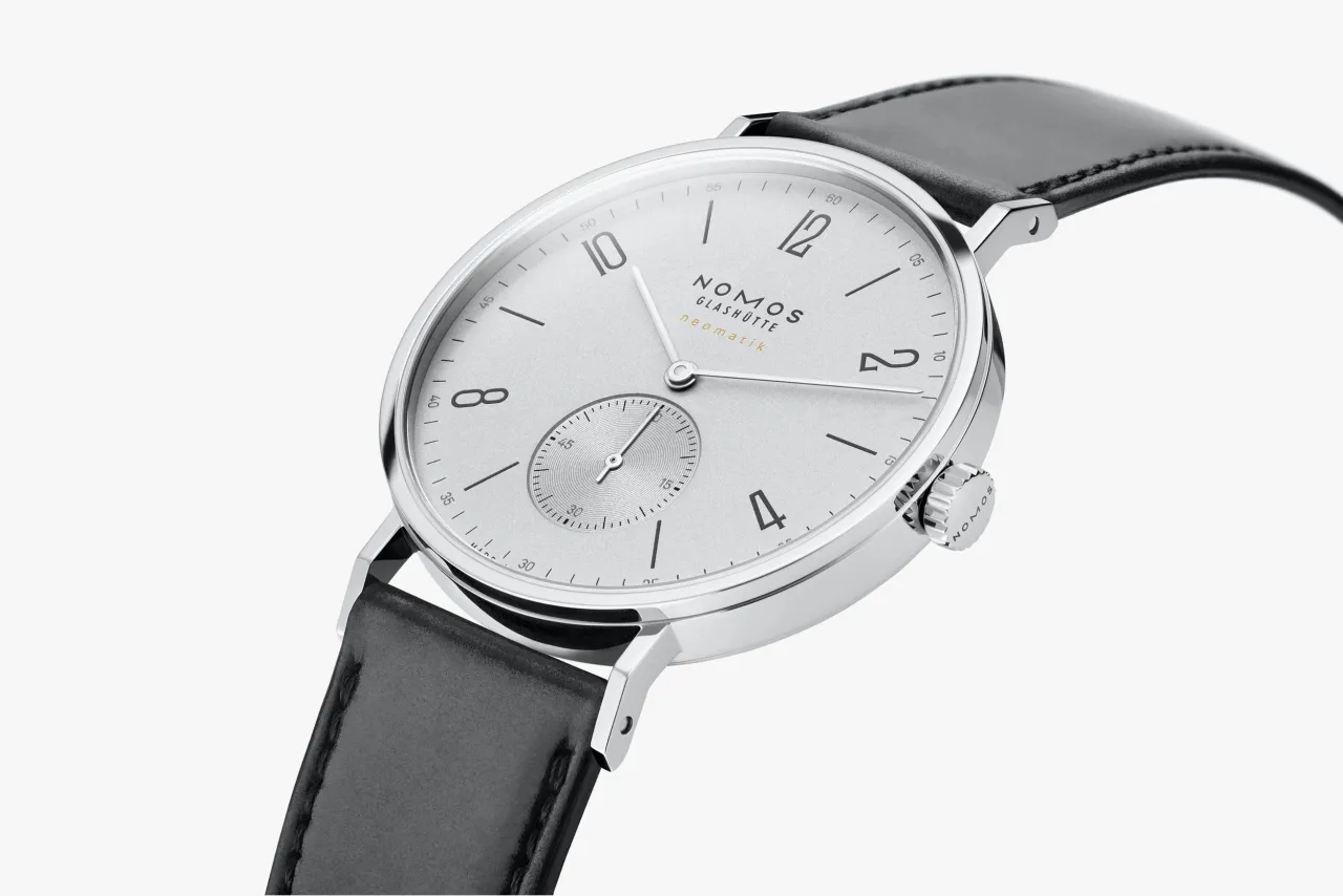 NOMOS Tangente Neomatik Platinum Gray Otomatik 144 detay görseli 3