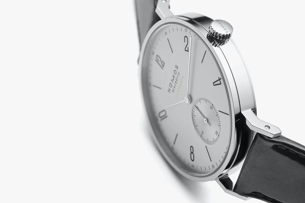 NOMOS Tangente Neomatik Platinum Gray Otomatik 144 detay görseli 5