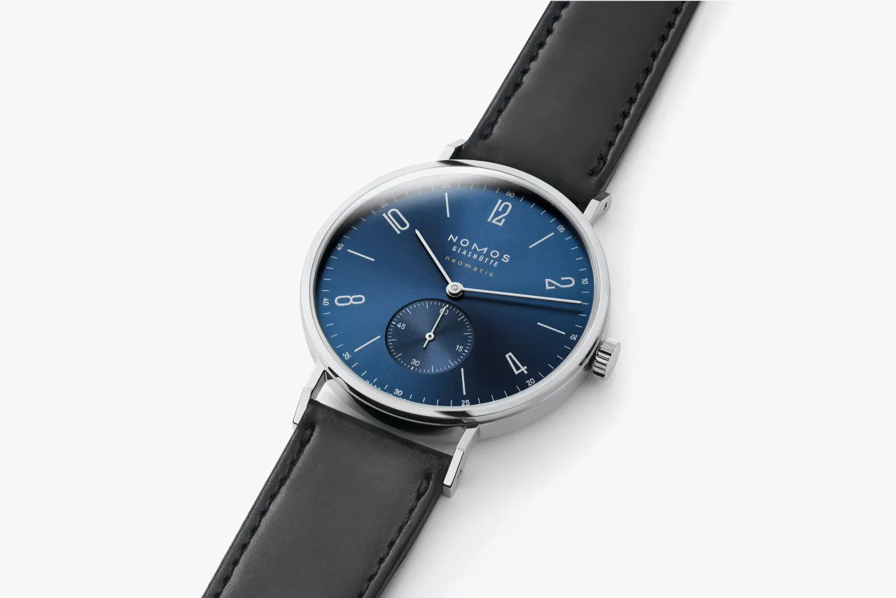 NOMOS Tangente Neomatik Blue Gold Otomatik 145 detay görseli 5