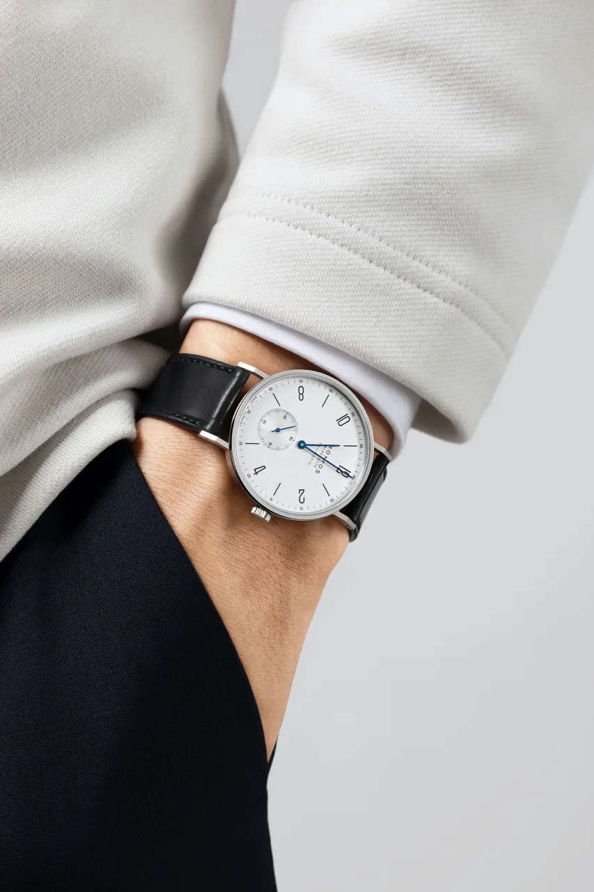 NOMOS Glashütte Tangente Neomatik Beyaz 149 detay görseli 5