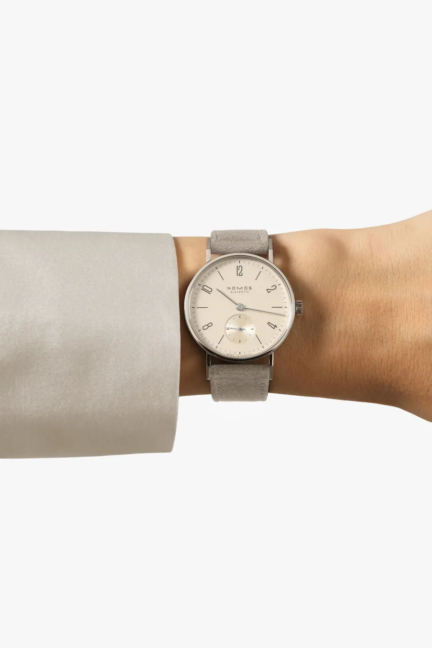 NOMOS Glashütte Tangente 33 Champagne Otomatik 150 detay görseli 5