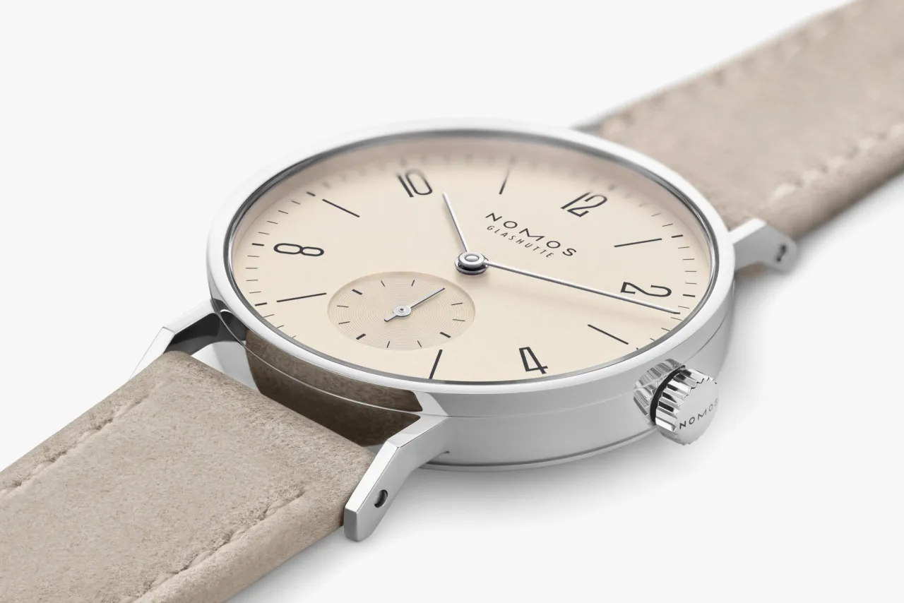 NOMOS Glashütte Tangente 33 Champagne Otomatik 151 detay görseli 4