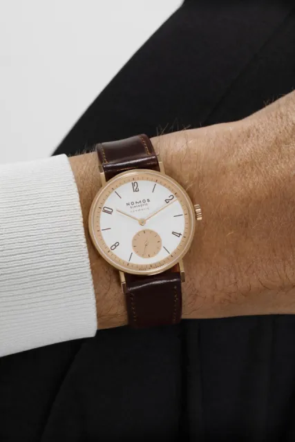 NOMOS Glashütte Tangente Rose Gold Neomatik 175 Years Watchmaking Glashütte 160S1 Görsel 10