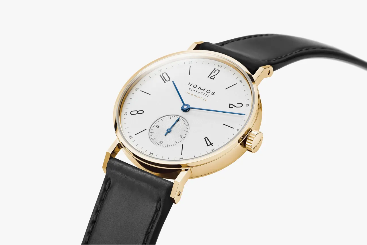 NOMOS Glashütte Tangente Gold Neomatik 161 detay görseli 2