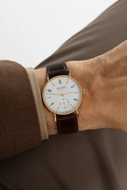 NOMOS Tangente Gold Neomatik Doré 162 Görsel 9
