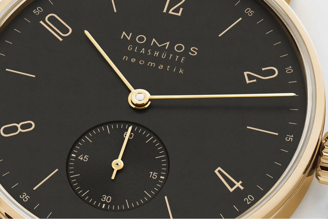 NOMOS Tangente Gold Neomatik Ruthenium 163 detay görseli 4