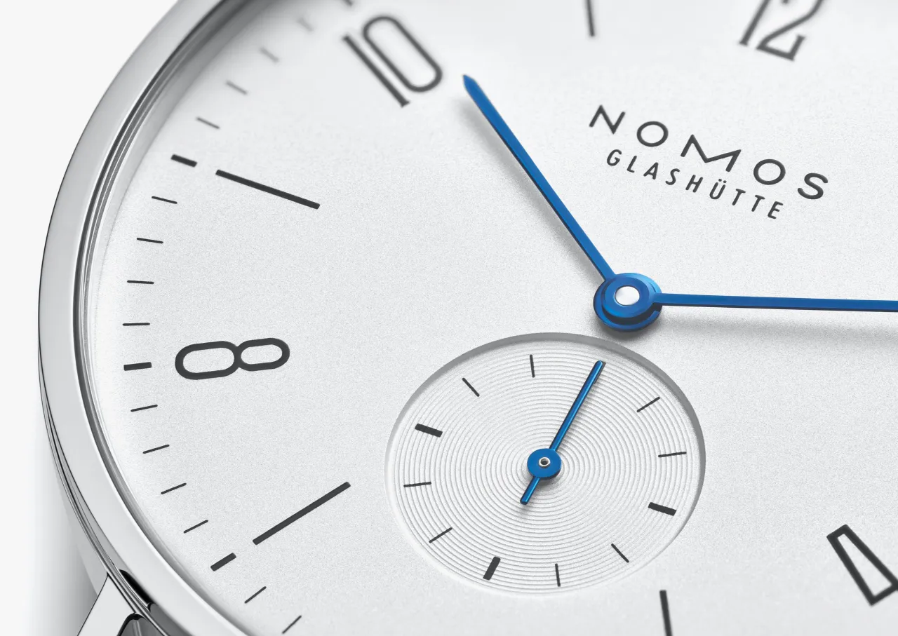 NOMOS Glashütte Tangente 38 Otomatik Beyaz 164 detay görseli 2