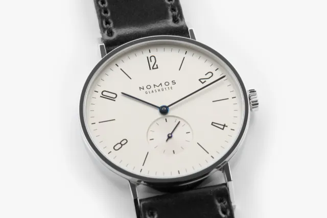 NOMOS Tangente 38 Refurbished White Silver-Plated 1642 Görsel 3