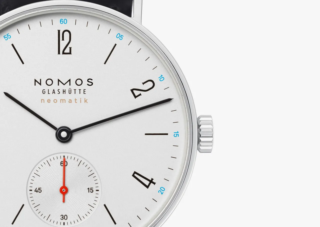 NOMOS Glashütte Tangente Neomatik Beyaz Gümüş Plaka 175 detay görseli 3