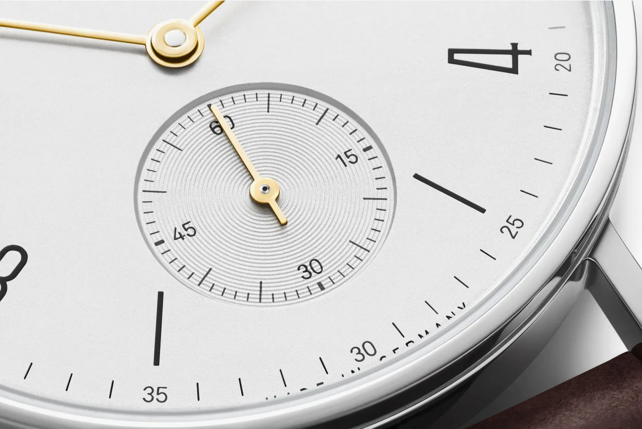 NOMOS Tangente Neomatik Doré Otomatik 192 detay görseli 4