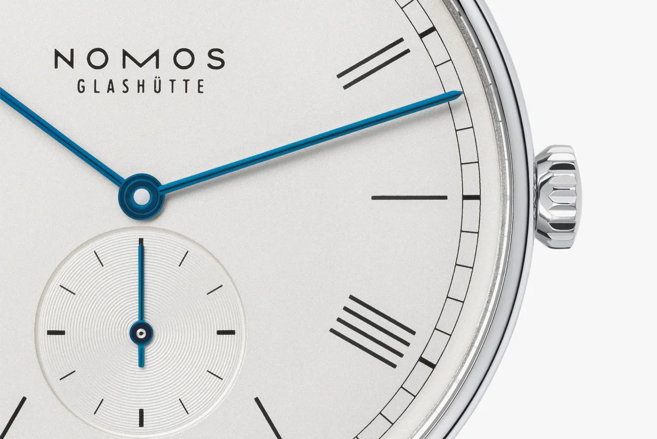 NOMOS Glashütte Ludwig 38 Manual Winding White Silver-Plated 235 detay görseli 2