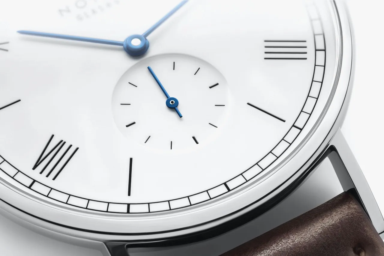 NOMOS Ludwig 38 Enamel White Otomatik 236 detay görseli 2