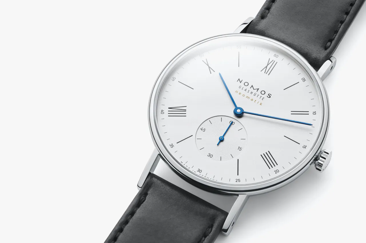 NOMOS Ludwig Neomatik 39 Otomatik 250 detay görseli 2