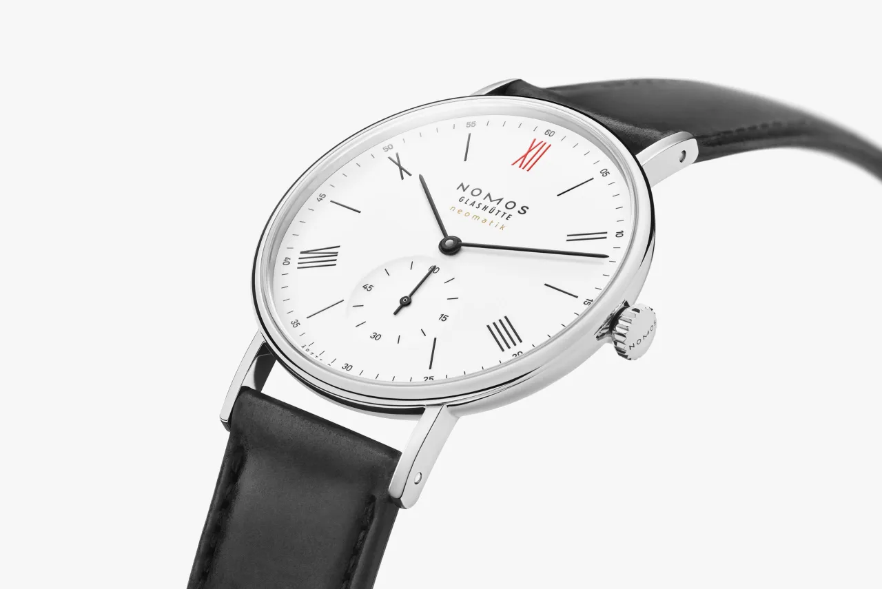 NOMOS Ludwig Neomatik 39 Enamel White Otomatik 250S2 detay görseli 2