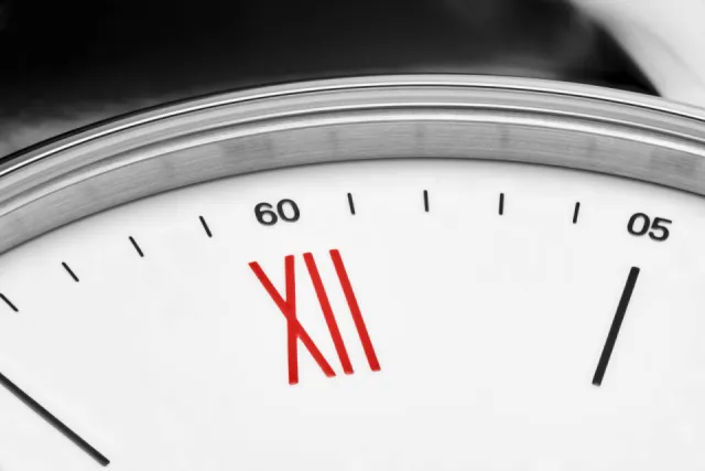 NOMOS Ludwig Neomatik Enamel White Otomatik 282S2 Görsel 5