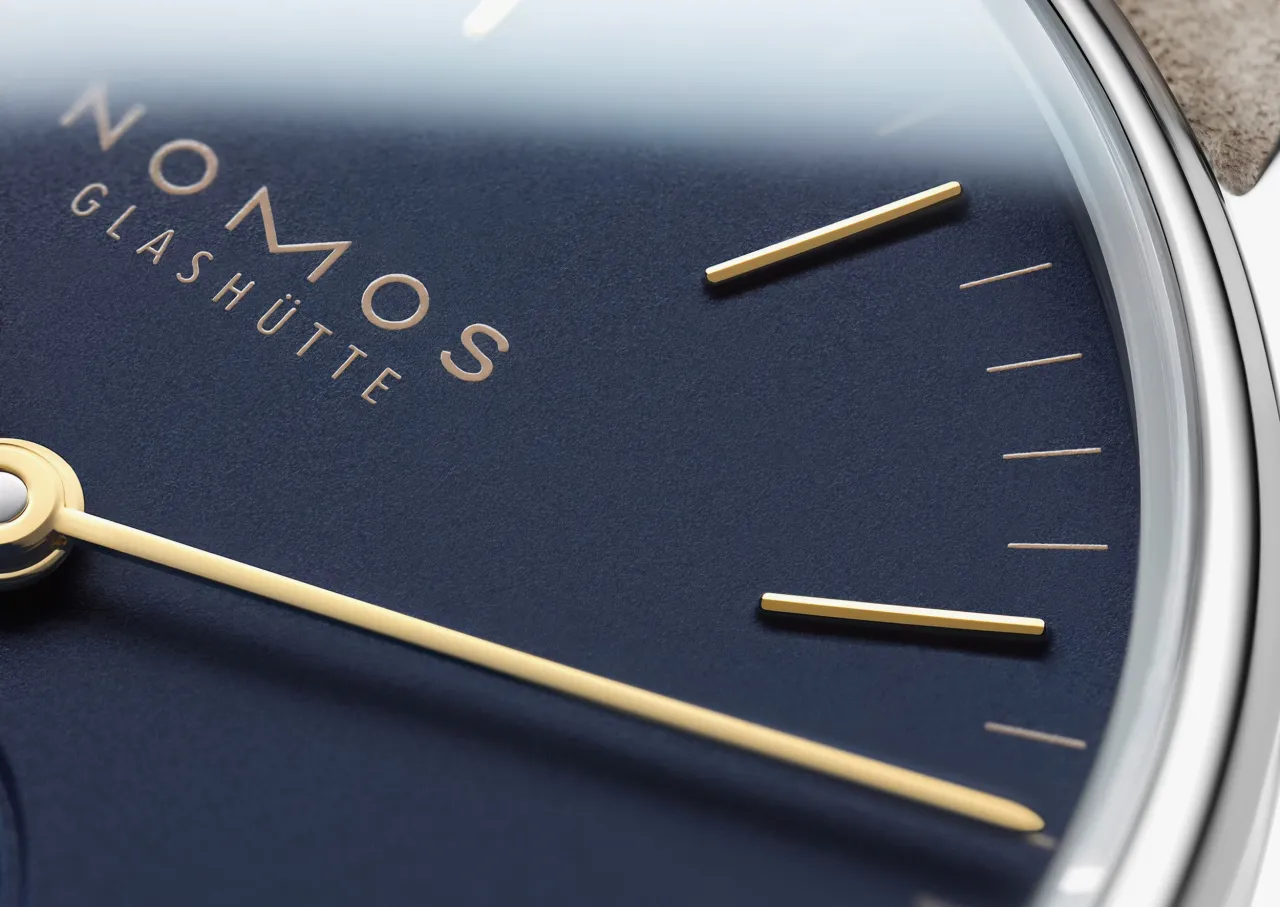 NOMOS Orion 33 Midnight Blue Otomatik 330 detay görseli 4
