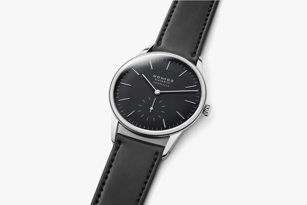 NOMOS Orion Neomatik 39 New Black Otomatik 346 detay görseli 4