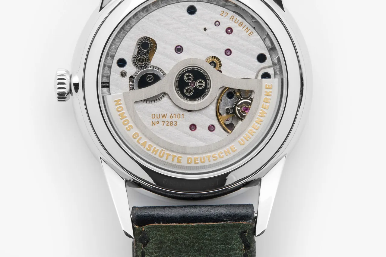 NOMOS Glashütte Orion Neomatik 41 Date Midnight Blue Otomatik 3632 detay görseli 5