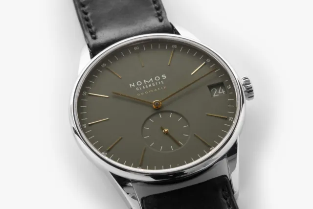 NOMOS Glashütte Orion Neomatik 41 Date Olive Gold Otomatik 3642 Görsel 3