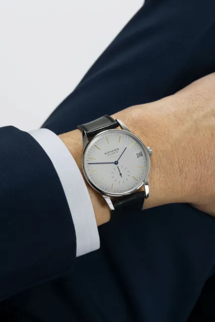 NOMOS Orion Neomatik 41 Date Otomatik Beyaz Gümüş 365S1 Görsel 6