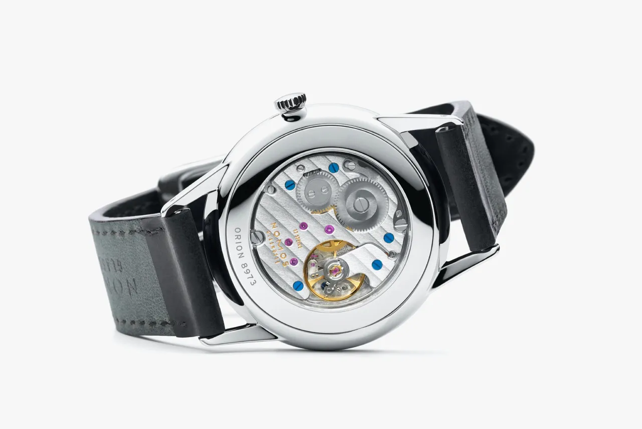NOMOS Orion 38 Otomatik Beyaz Gümüş 384 detay görseli 3
