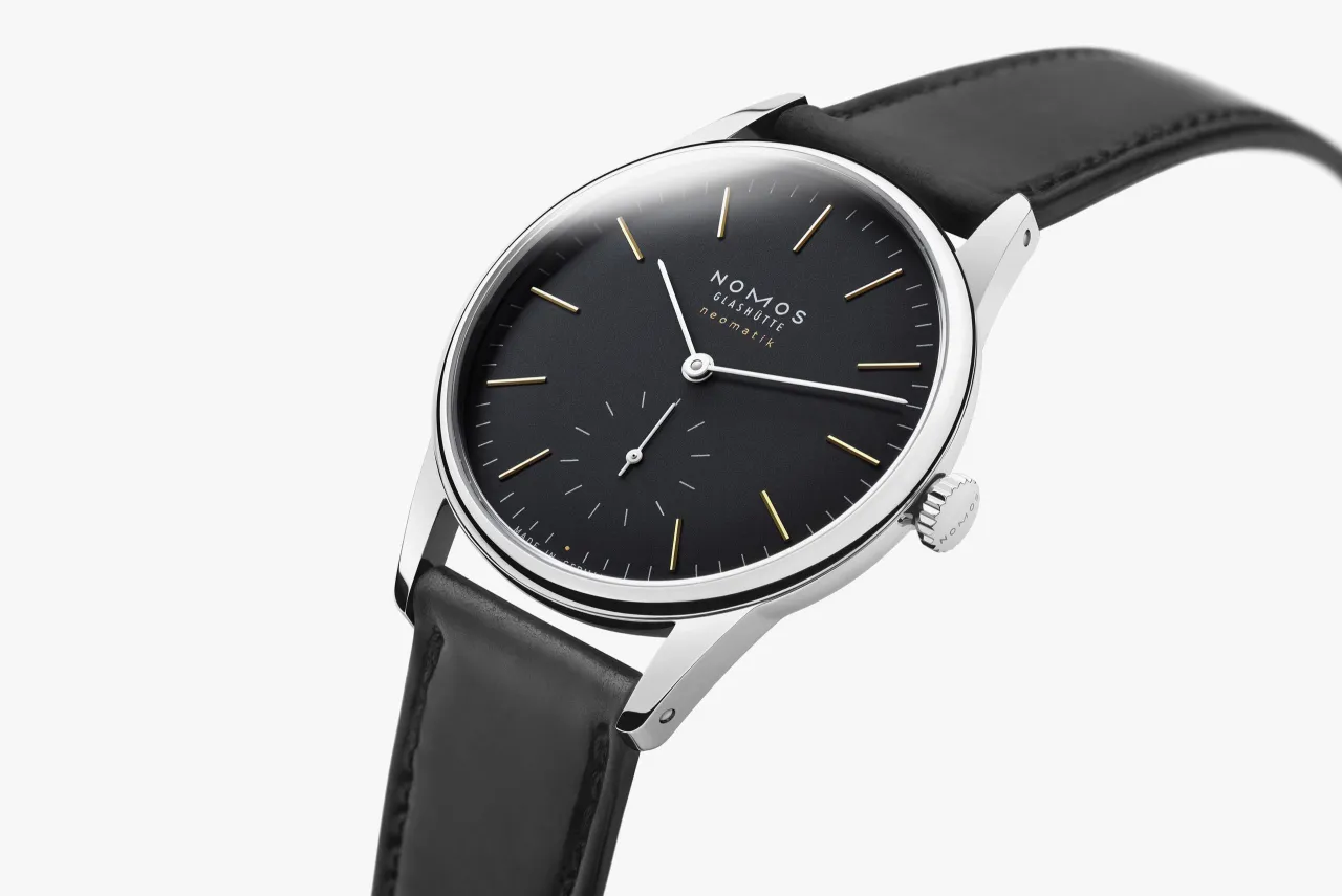 NOMOS Glashütte Orion Neomatik New Black Otomatik 396 detay görseli 2