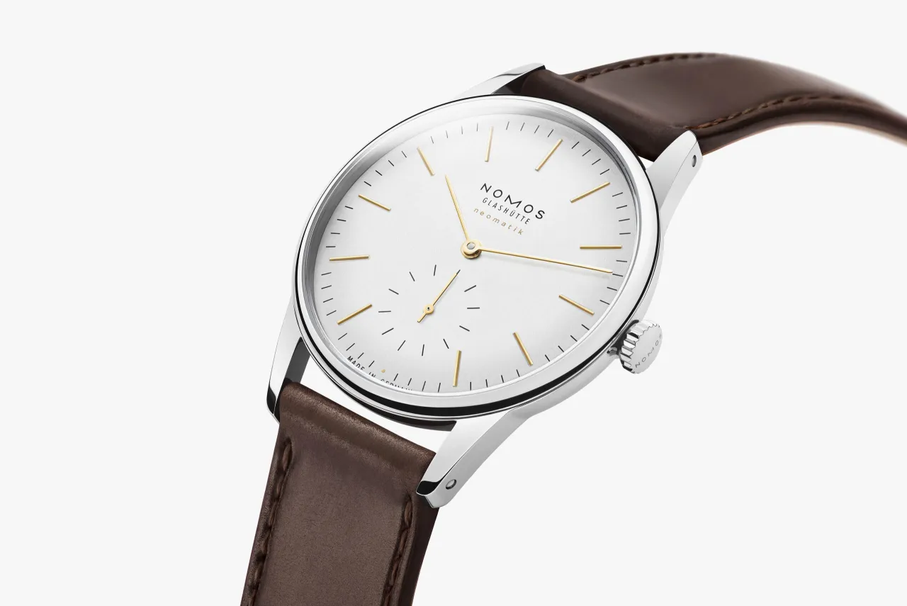NOMOS Orion Neomatik Doré Otomatik 397 detay görseli 2