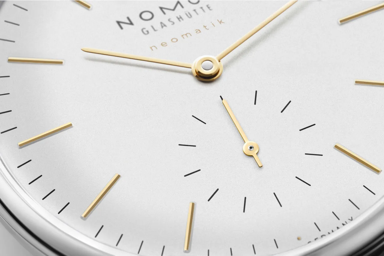 NOMOS Orion Neomatik Doré Otomatik 397 detay görseli 4