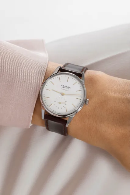 NOMOS Orion Neomatik Doré Otomatik 397 Görsel 8