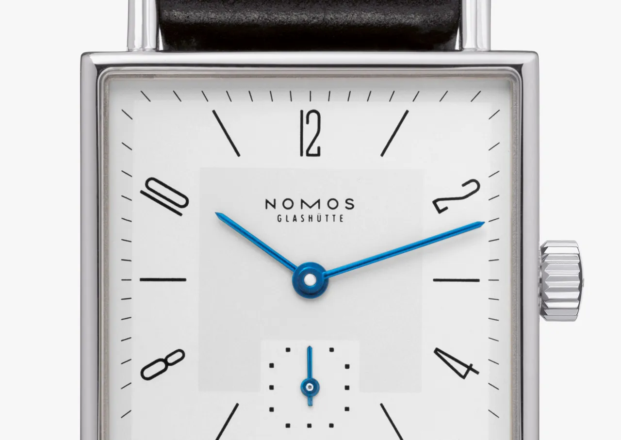 NOMOS Tetra 27 White Silver-Plated Otomatik 401 detay görseli 3