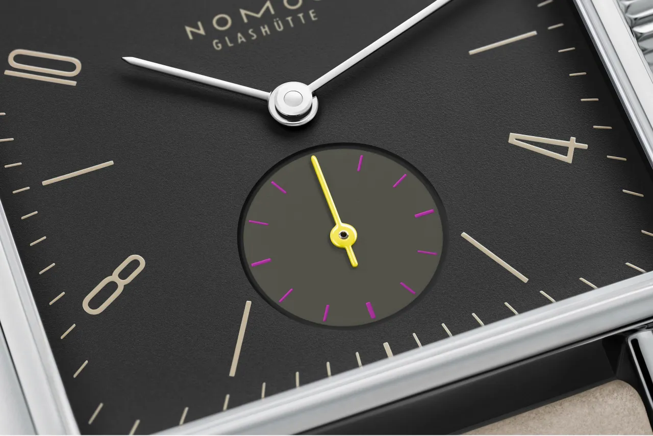 NOMOS Tetra Basalt Anthracite Otomatik 440SB detay görseli 3