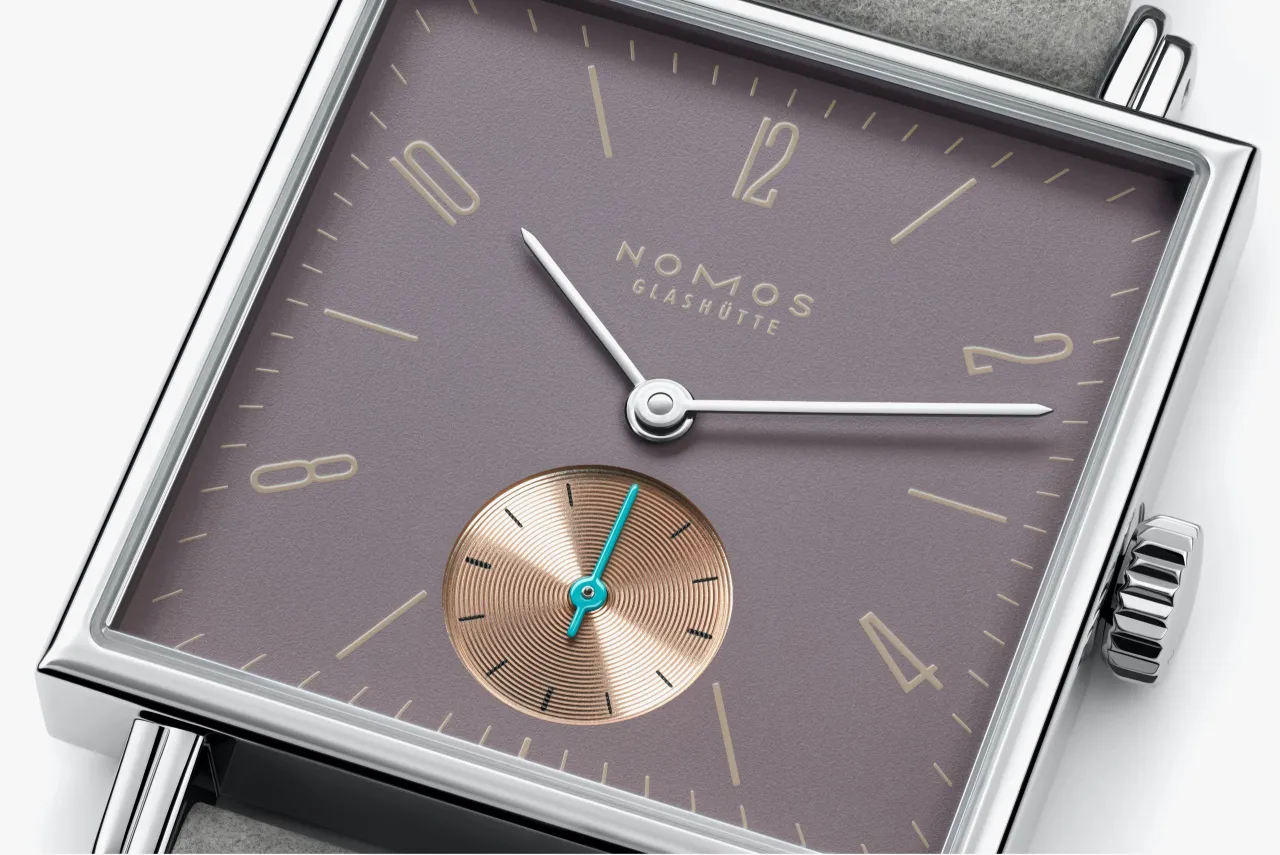NOMOS Tetra Die Fuchsteufelswilde Aubergine Otomatik 475 detay görseli 3