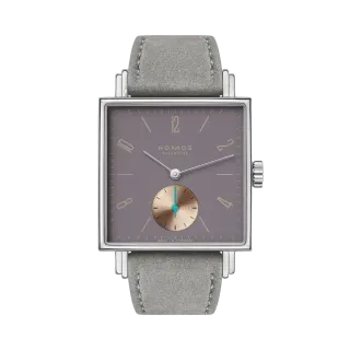 NOMOS Tetra Die Fuchsteufelswilde Aubergine Otomatik 475