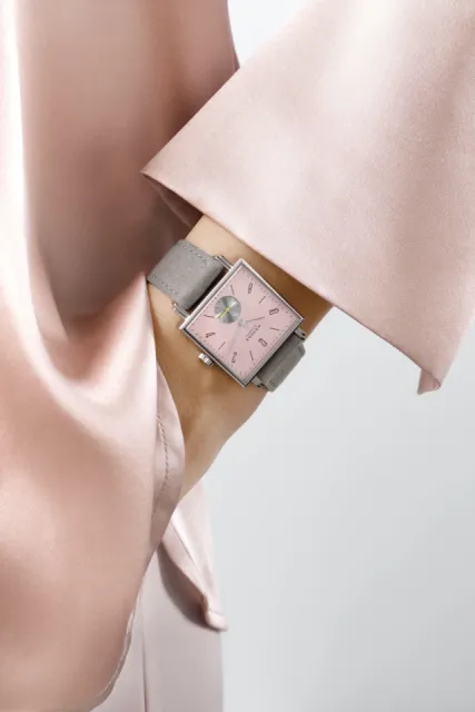 NOMOS Tetra Die Wildentschlossene Rose 476 Görsel 9