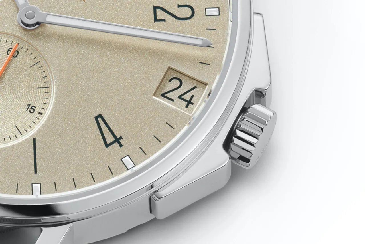 NOMOS Ahoi Neomatik 38 Date Sand 517 detay görseli 5