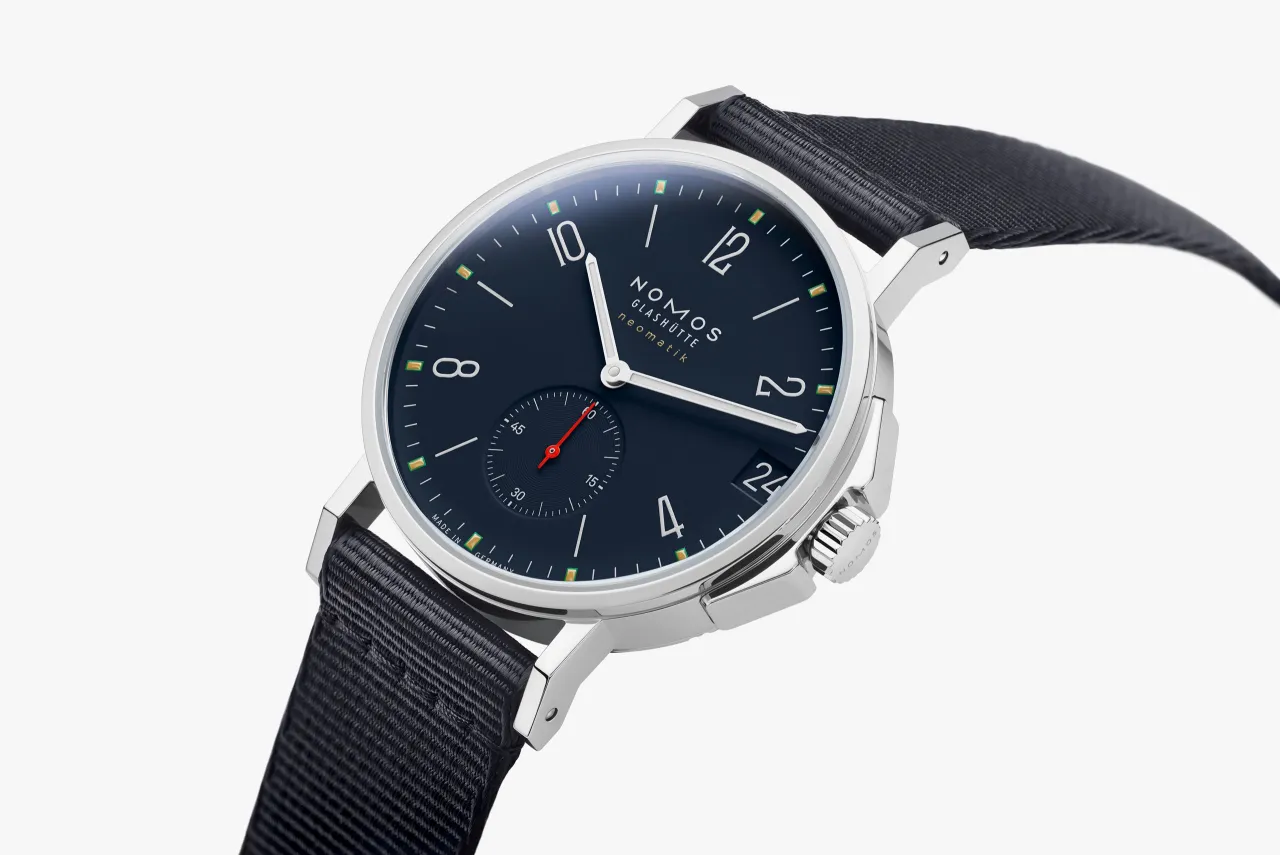 NOMOS Ahoi Neomatik 38 Date Atlantic 518 detay görseli 2