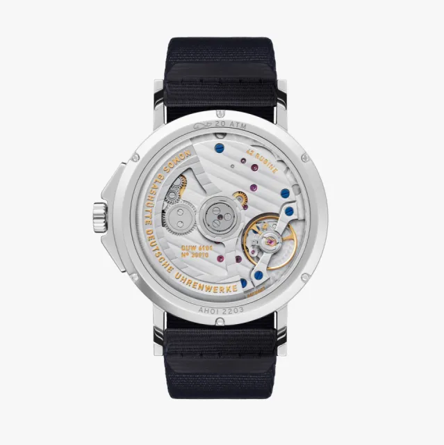 NOMOS Ahoi Neomatik 38 Date Otomatik Beyaz 525 Görsel 2