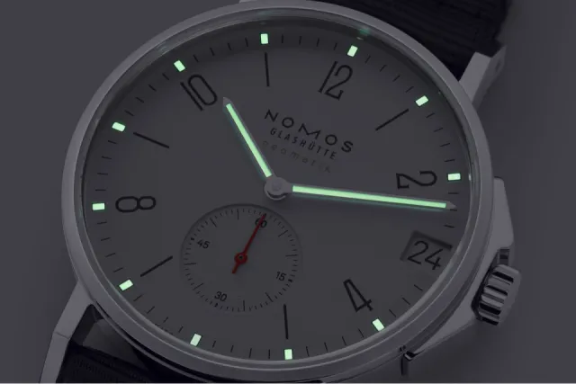 NOMOS Ahoi Neomatik 38 Date Otomatik 525SB Görsel 7