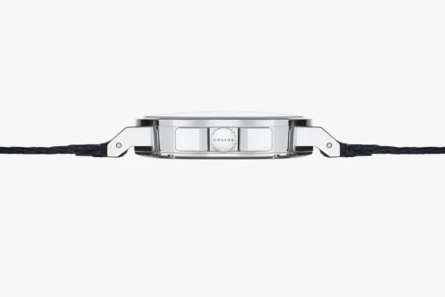 NOMOS Ahoi Neomatik 38 Date Sky Otomatik 526 Görsel 7