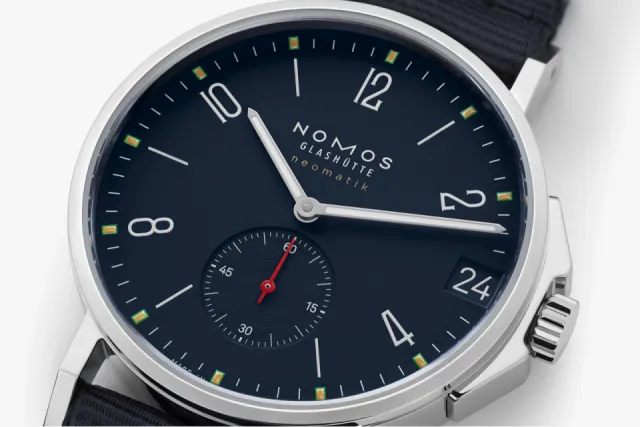 NOMOS Ahoi Neomatik 38 Date Atlantic 528 Görsel 3