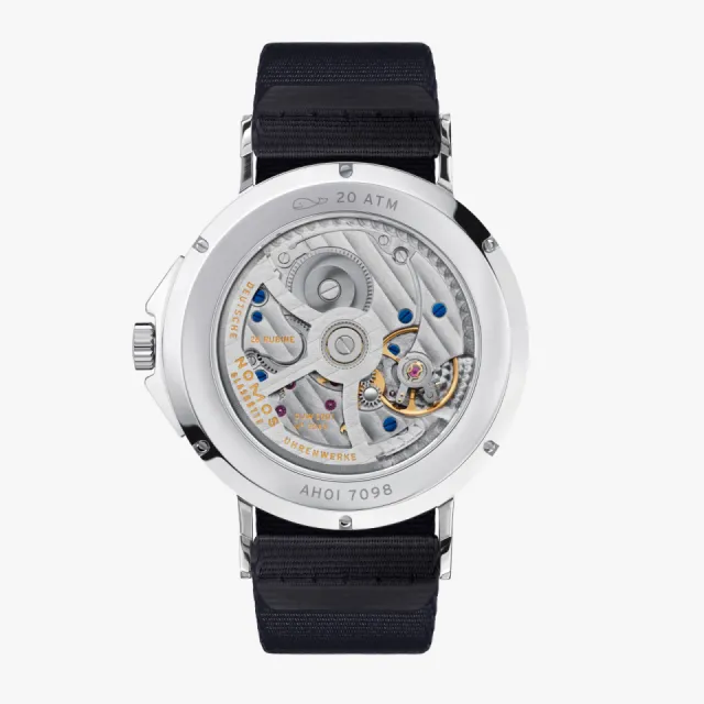 NOMOS Ahoi Otomatik Beyaz Gümüş Plaka 550 Görsel 2