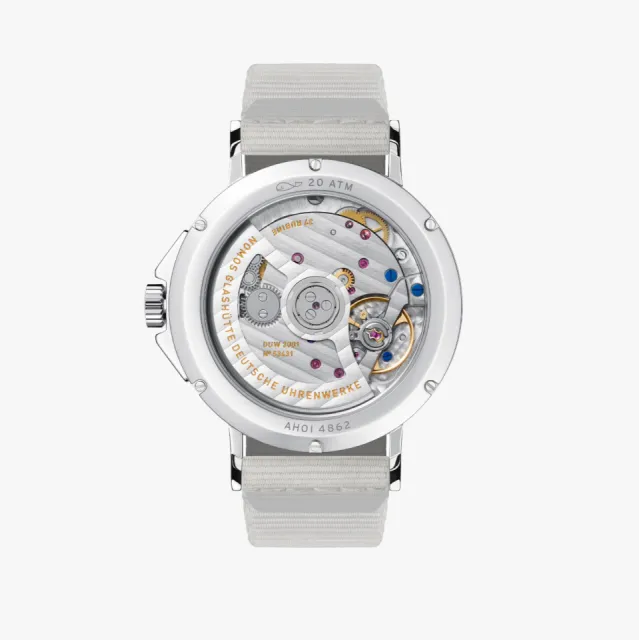 NOMOS Glashütte Ahoi Neomatik Beyaz Gümüş 560 Görsel 2