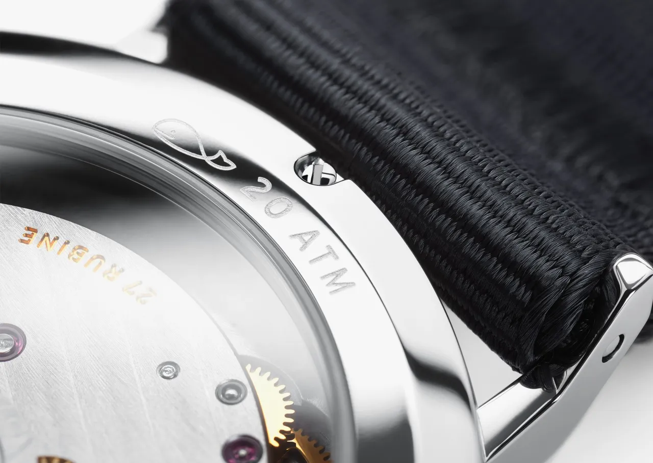 NOMOS Glashütte Ahoi Neomatik Siren Blue 562 detay görseli 3